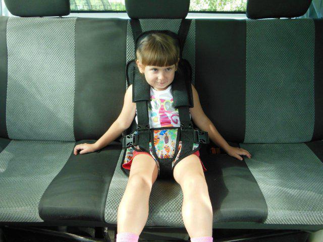 Какие бывают автомобильные кресла для детей?